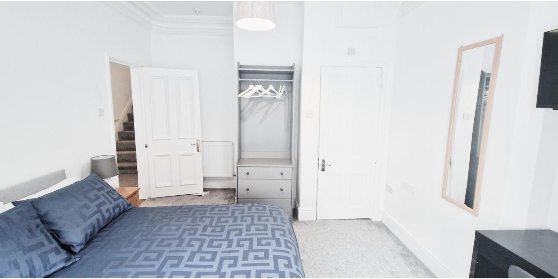 Appartement Double In Modern House Near Nottingham