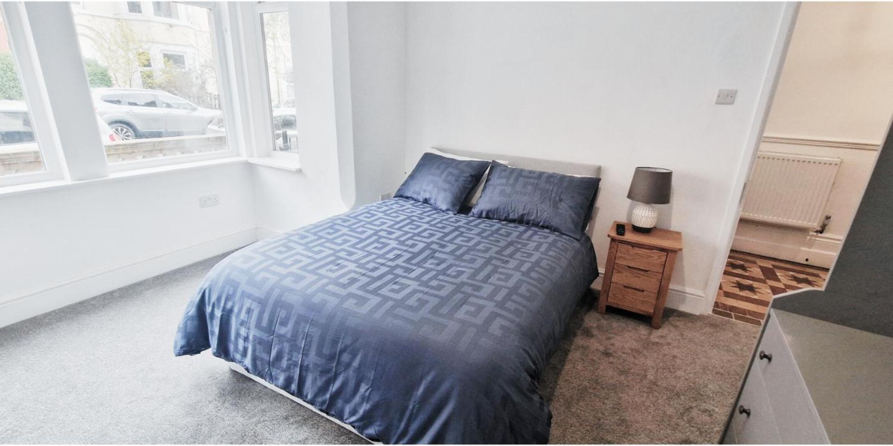 Apartment Double In Modern House Near *